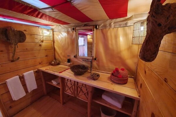 Room - Nkhila Lodge (Sidi Badhaj)