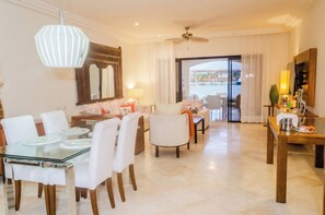 Dining - Luxury Apartment With Pool Cap Cana (Punta Cana)