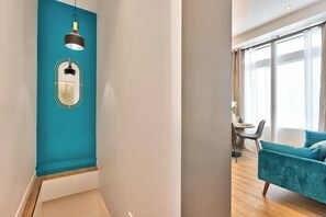 Cots/infant beds - Newly Renovated ! Stunning 2Br Apt in the Heart of Paris 15 (Paris)