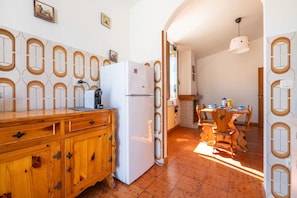 Appartement, 3 chambres, balcon | Salle à manger