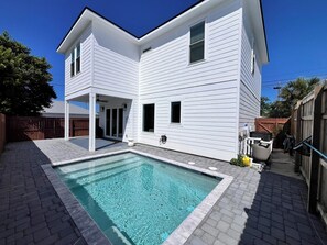 Outdoor pool - Trip Around The Sun; 3-bedroom house with private pool in Panama City Beach (Panama City Beach)