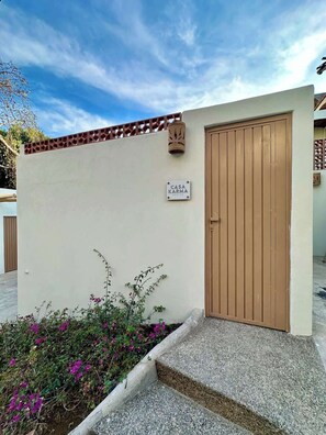 Exterior detail - Private Patio w/ Dipping Pool (Sayulita)