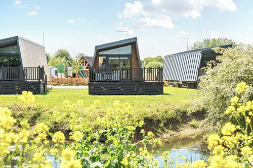 Celestial Skylight - Billing Aquadrome