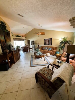 スマートテレビ