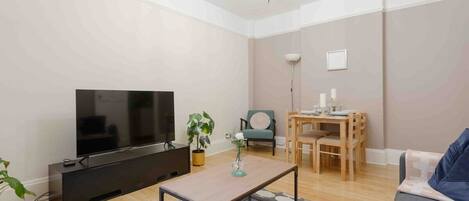 Télévision, jeux vidéo, livres