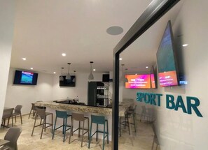 Sports bar - Ipana Siempre Playa Dowtown (Playa del Carmen)