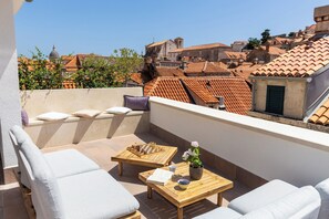 شرفة/رواق