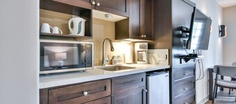 King Studio Suite – heated Pool, Sauna