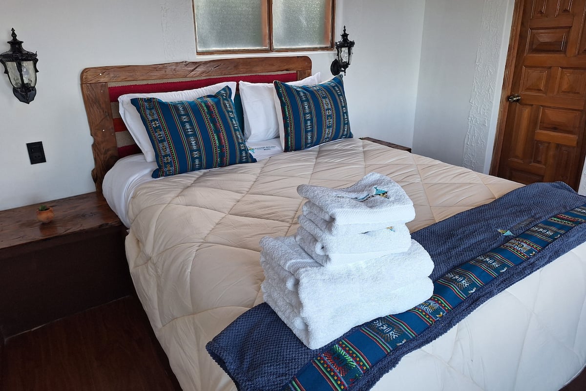 Standard Single Room, Lake View | Free WiFi