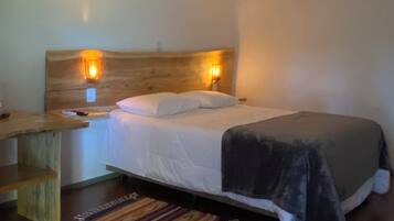 Desk, laptop workspace, free WiFi