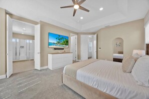 5 slaapkamers, een strijkplank/strijkijzer, wifi, beddengoed