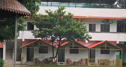 SAAZ RESORT AND LAWN