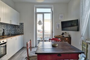 Microwave, stovetop, dishwasher - Via puccini 217 apartment in the heart of viareggio (Viareggio)