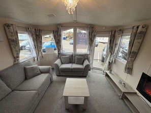 Cottage | Living area - Caravan 941 (Clacton-on-Sea)