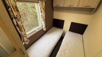 Cottage | 3 bedrooms, individually decorated, individually furnished, free WiFi