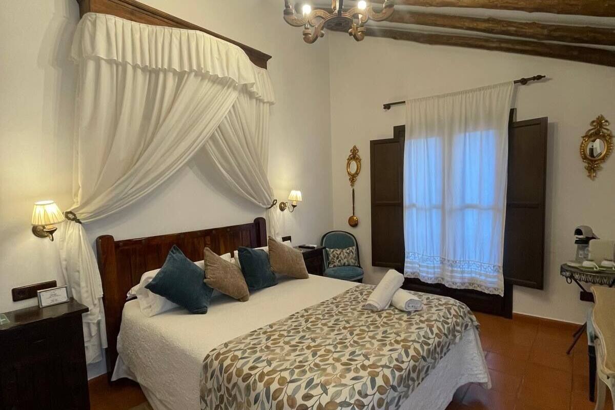 Comfort Double or Twin Room, City View | Free WiFi, bed sheets