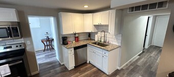 6th street 101 - Walk to Main St