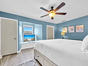 3 bedrooms, desk, iron/ironing board, free WiFi