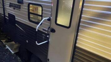 Enceinte de lâhĂ©bergement