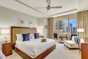 Bügeleisen/Bügelbrett, WLAN, Bettwäsche