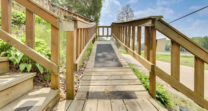 Walk to Wyalusing Beach: Cabin w/ River View!