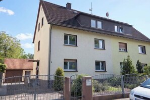Unclassified image, 2 of 14, button - Großzügiges Apartment Nahe Frankfurt (Muhlheim am Main)