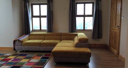 Dingle Holiday Haven - Comfortable 3 Bedroom House