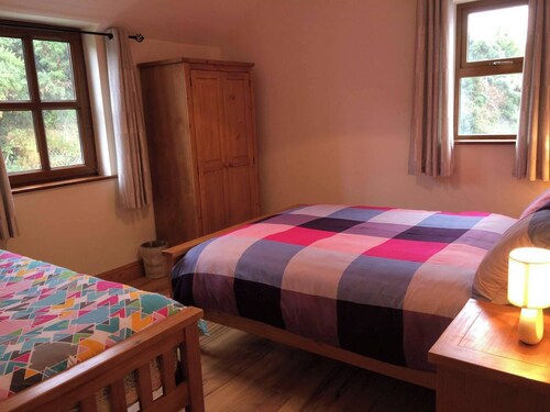Dingle Holiday Haven - Comfortable 3 Bedroom House