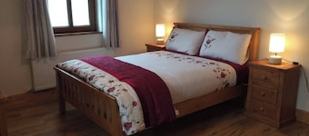 Dingle Holiday Haven - Comfortable 3 Bedroom House