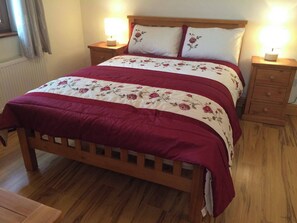 House - Dingle Holiday Haven - Comfortable 3 Bedroom House (Dingle)