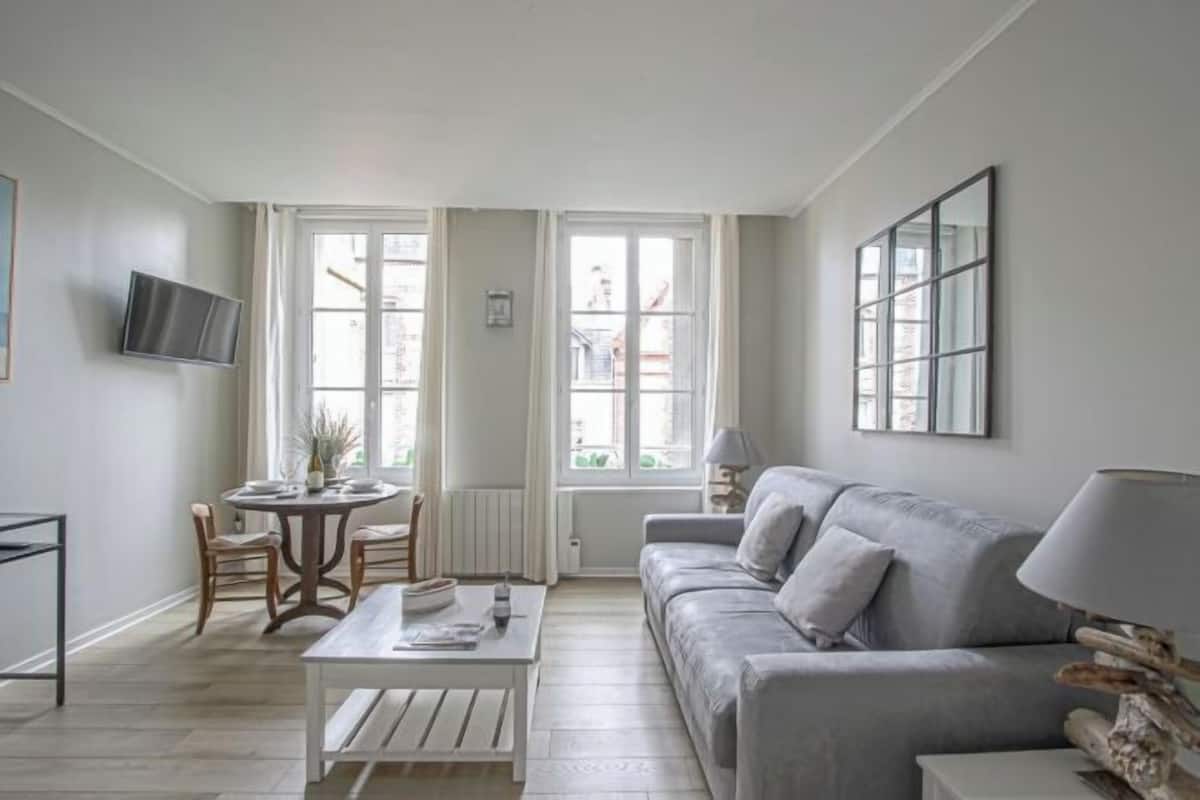 Soundproofing, cots/infant beds