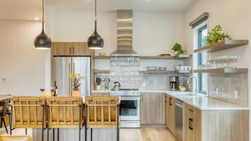 Talo (5 Bedrooms) | Sisätilat