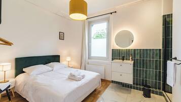 1 camera, Wi-Fi, lenzuola