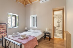 2 camere, ferro/asse da stiro, Wi-Fi gratuito