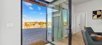 Charming 3-bedroom house in wonderful Tucson with stunning views all around