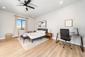 3 bedrooms, desk, iron/ironing board, WiFi - Charming 3-bedroom house in wonderful Tucson with stunning views all around (Tucson)