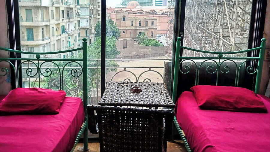 OASIS Hotel Downtown