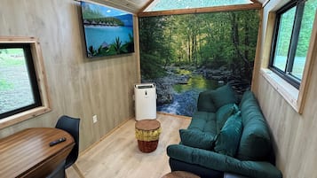 58-吋智慧型電視,提供數位頻道