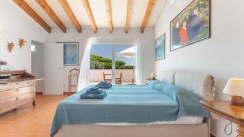 3 sovrum, strykjärn/strykbräda, gratis wi-fi och sängkläder