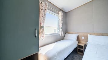 3 bedrooms, individually decorated, individually furnished, free WiFi