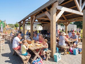 Outdoor dining - Brookside Bliss - Billing Aquadrome (Northampton)