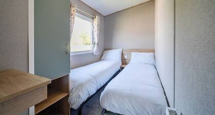 Brookside Bliss - Billing Aquadrome