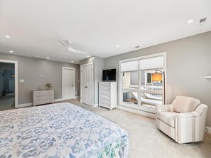 5 bedrooms, iron/ironing board, free WiFi