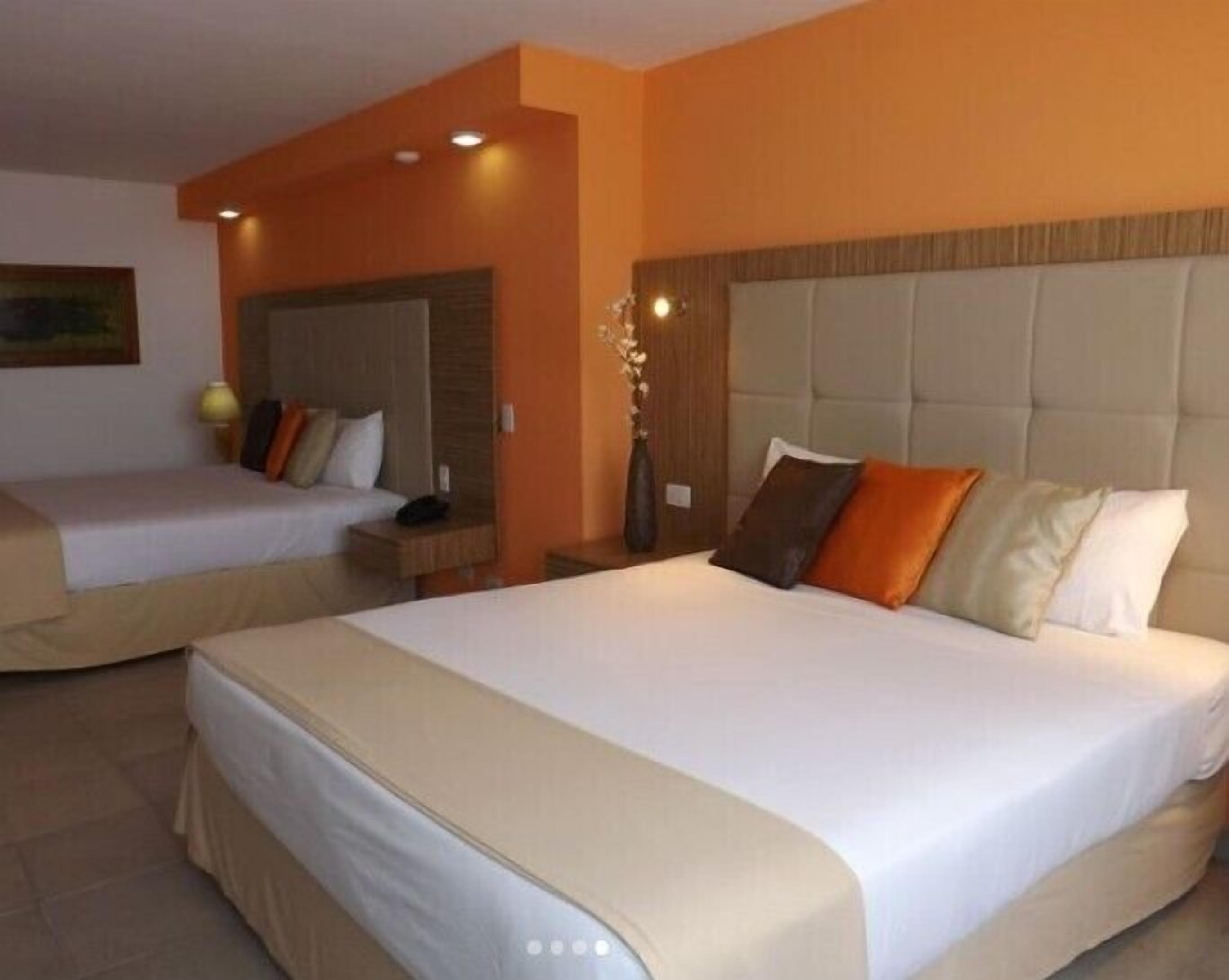 Chambre Triple Standard, vue établissement