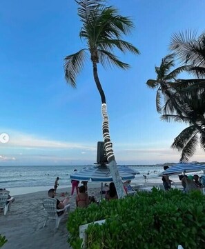On the beach, white sand, free beach shuttle, beach bar - Hippocampus Vacation Club (Pampatar)