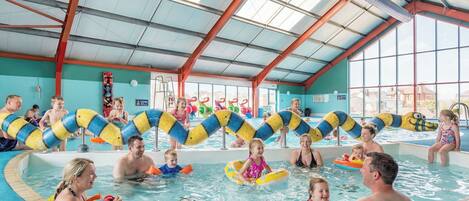 コテージ | プール | 屋内プール、屋外プール