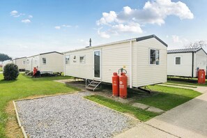 Exterior - The Lookout - Hayling Island (Hayling Island)