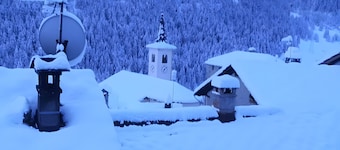 Apartment 'Cupido' with Mountain View, Balcony and Wi-Fi