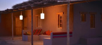 HOSTAL VALLE DE LA LUNA