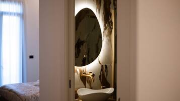 Royal Suite, Balcony, City View | Bathroom | Shower, free toiletries, hair dryer, bathrobes
